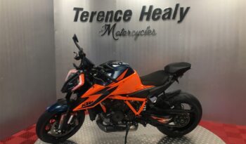 2023 KTM 1290 SUPERDUKE R full