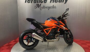 2023 KTM 1290 SUPERDUKE R full