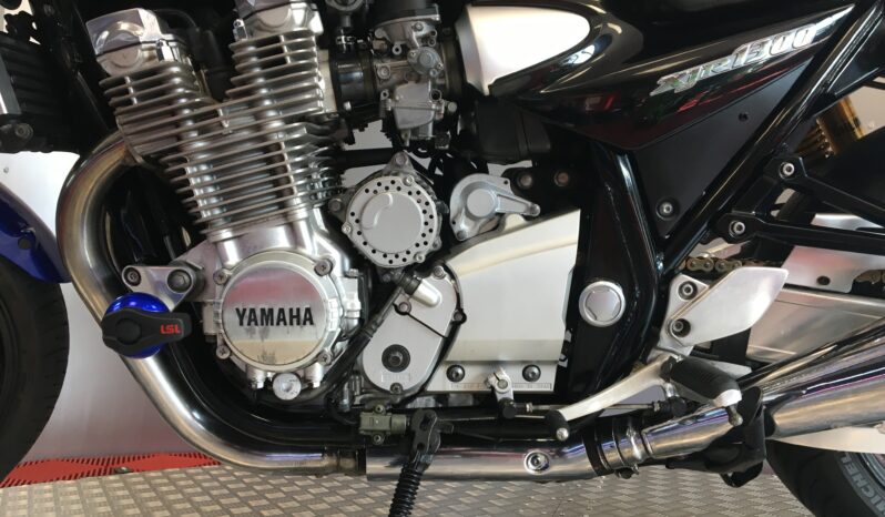 2004 Yamaha XJR 1300 full