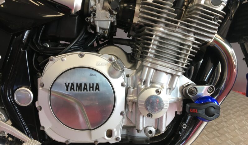 2004 Yamaha XJR 1300 full