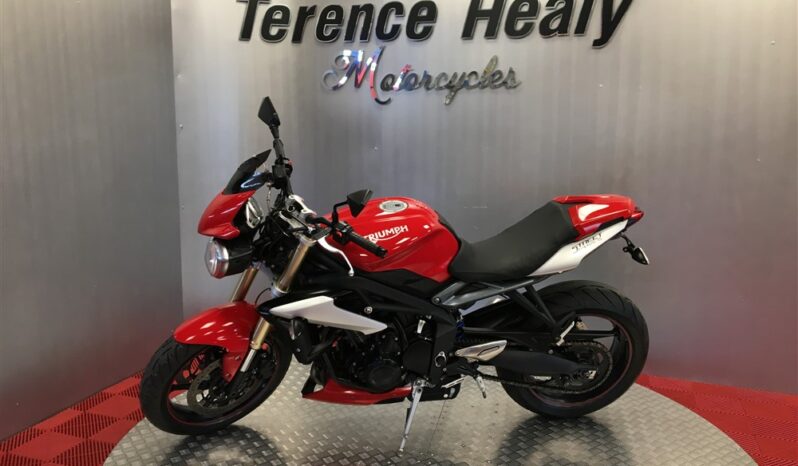 2016 Triumph Street Triple 675 full