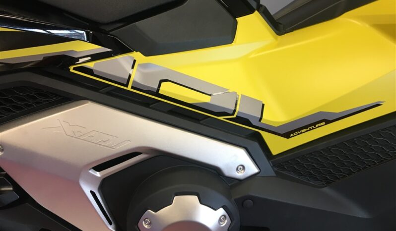 2025 Honda XADV 750 full