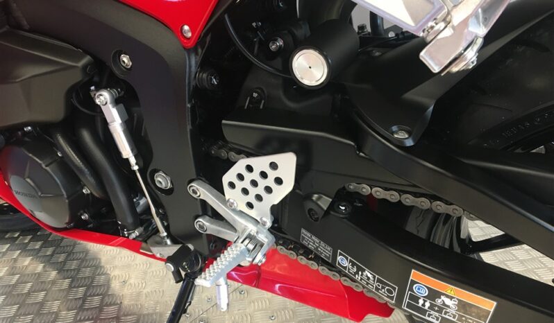 2024 Honda CBR 600 RR full
