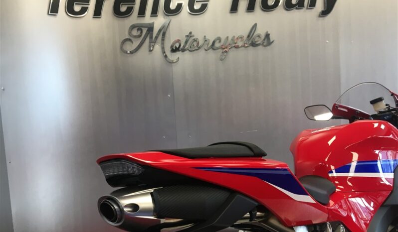 2024 Honda CBR 600 RR full