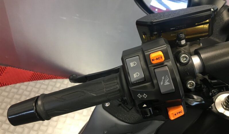 2016 Kawasaki GTR 1400 full