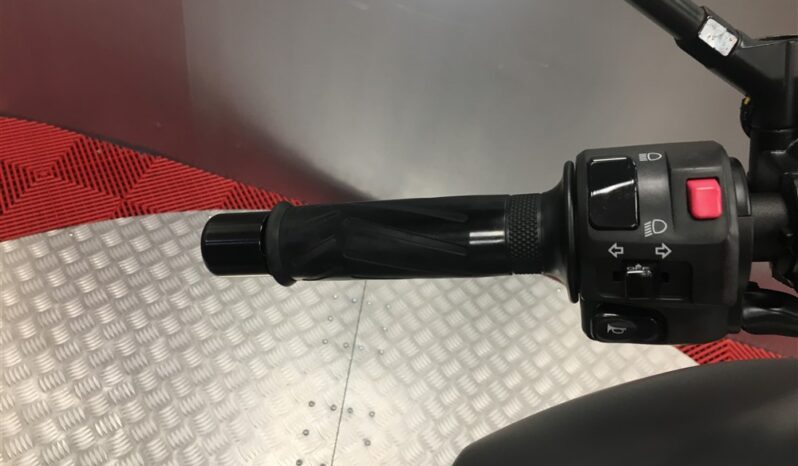 2016 Yamaha XJR 1300 full