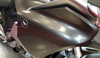 2016 Honda VFR 1200F full