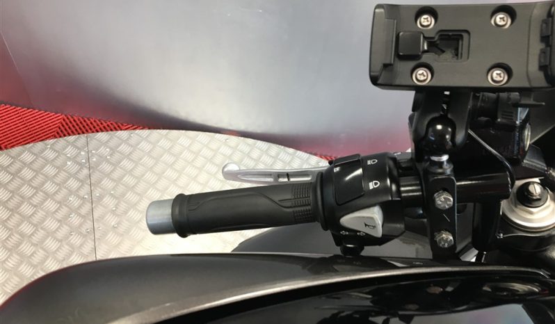 2016 Honda VFR 1200F full