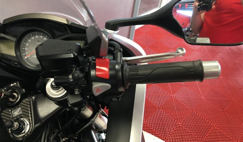 2016 Honda VFR 1200F full