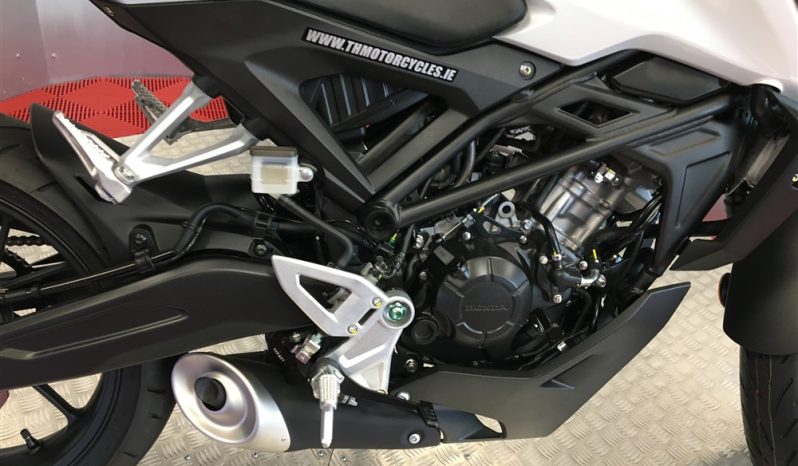 2025 Honda CB125R full