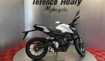 2025 Honda CB125R full