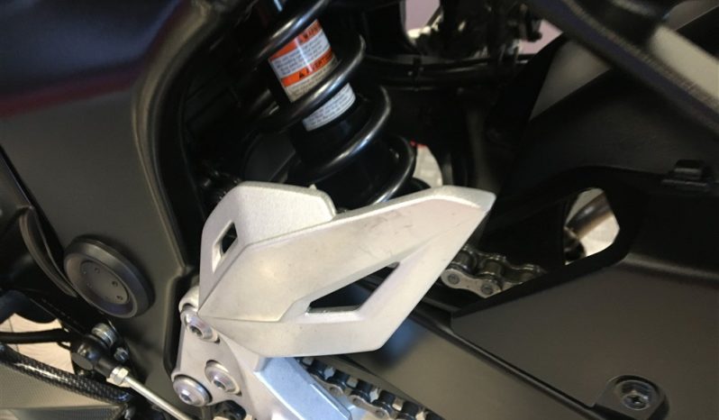 2015 Suzuki GSR 750 full