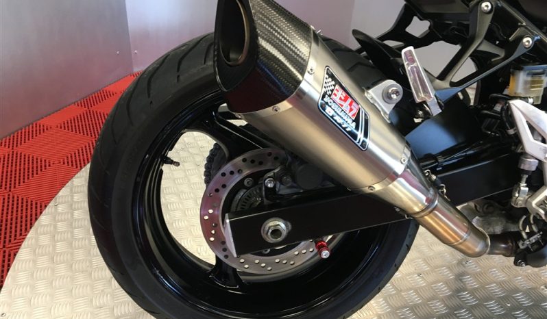 2015 Suzuki GSR 750 full