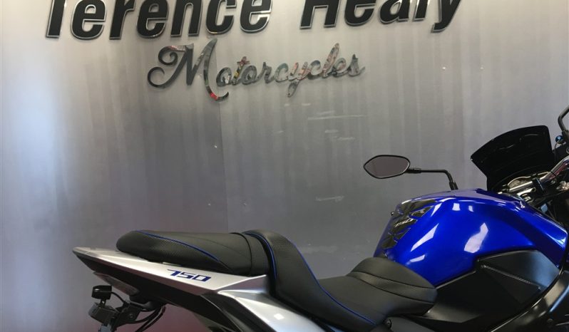 2015 Suzuki GSR 750 full