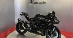 2025 Kawasaki ZX4R NINJA