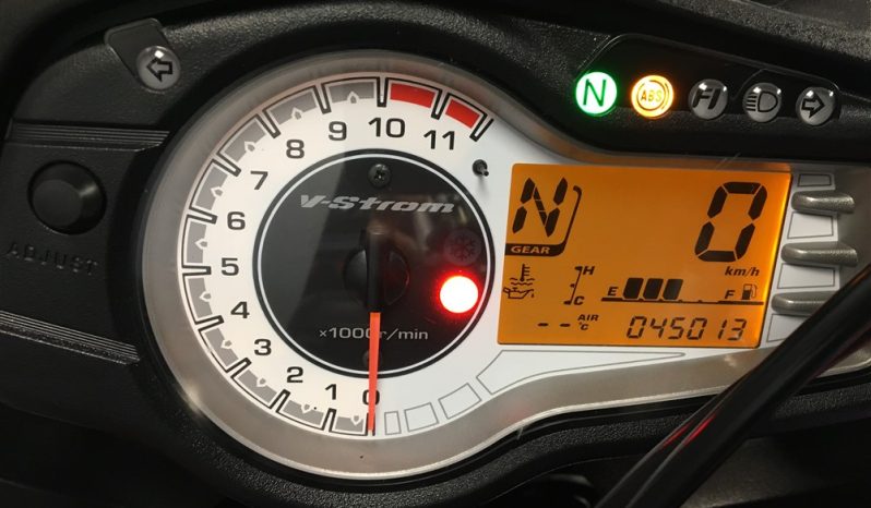 2014 Suzuki V Strom 650 full