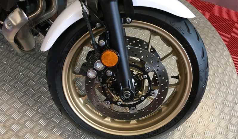 2024 Yamaha XSR 700 full