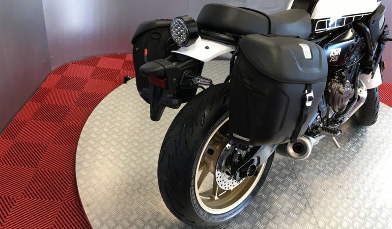 2024 Yamaha XSR 700 full