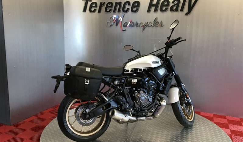 2024 Yamaha XSR 700 full