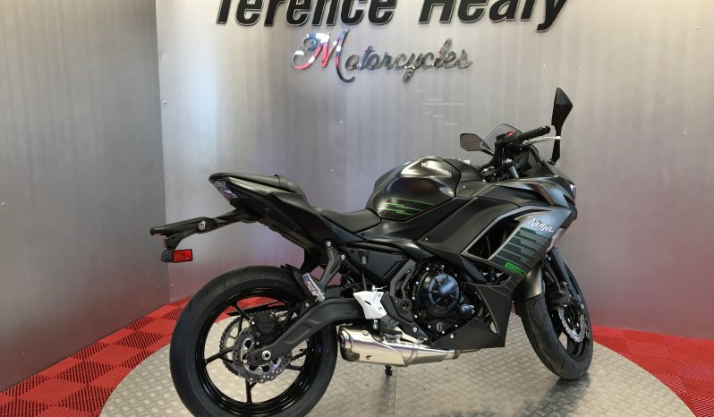2026 Kawasaki NINJA 650 full