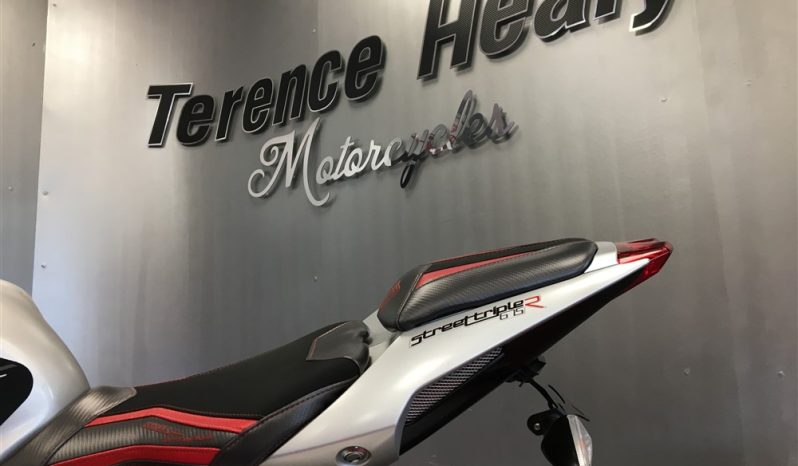 2015 Triumph Street Triple R 675 full