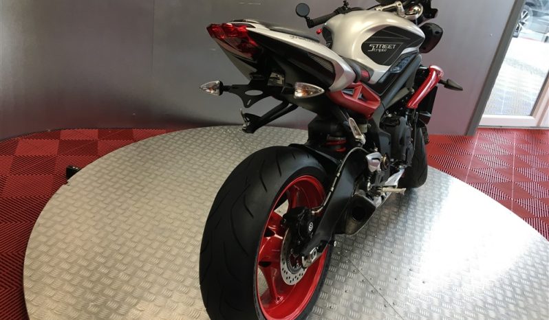 2015 Triumph Street Triple R 675 full