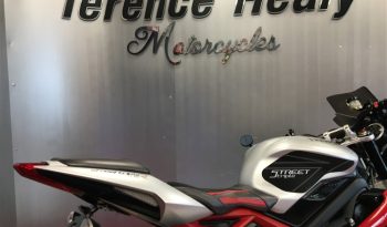 2015 Triumph Street Triple R 675 full