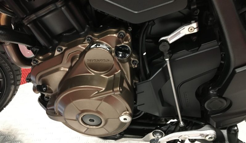 2025 Honda Africa Twin 1100 full