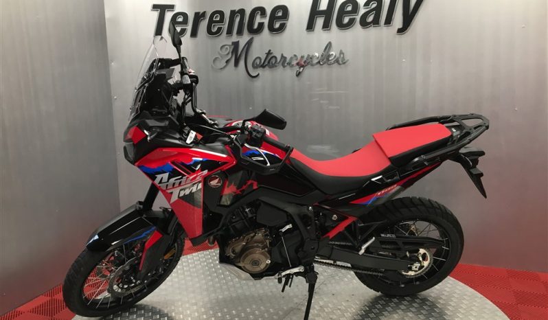 2025 Honda Africa Twin 1100 full