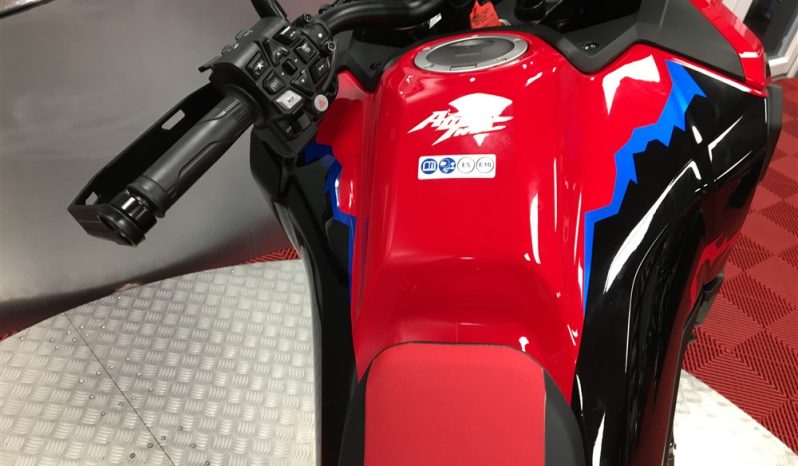 2025 Honda Africa Twin 1100 full