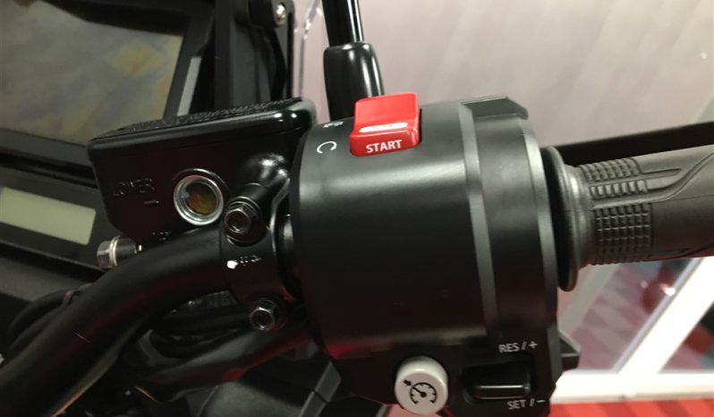 2025 Honda Africa Twin 1100 full