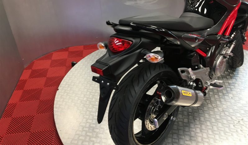 2016 Suzuki SV650 GLADIUS full