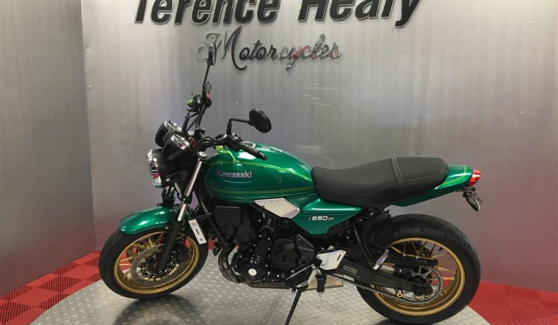 2022 Kawasaki Z650RS full