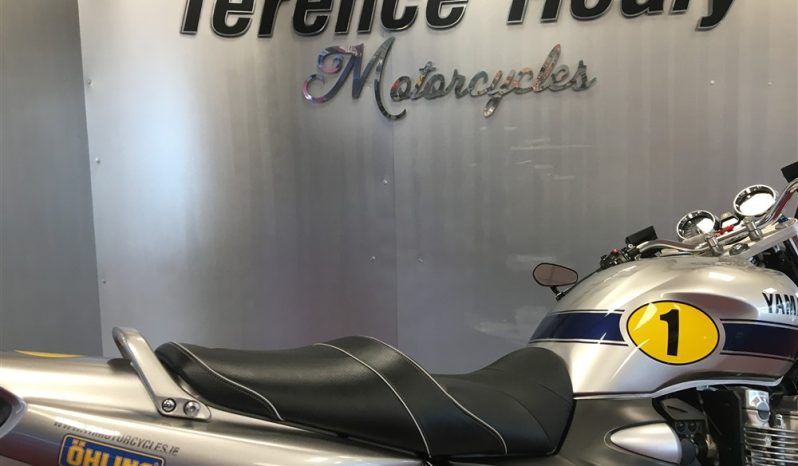 2010 Yamaha XJR 1300 full