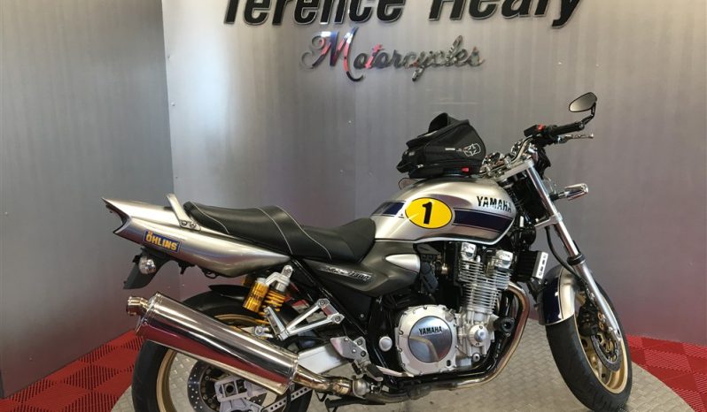 2010 Yamaha XJR 1300 full