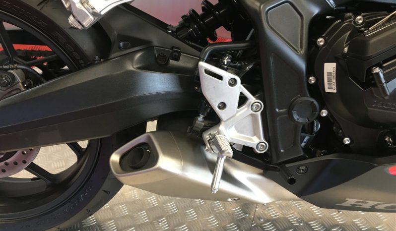 2025 Honda CBR650R E-Clutch full