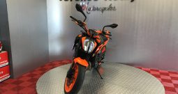 2023 KTM 890 DUKE