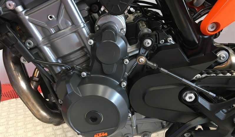 2023 KTM 890 DUKE full