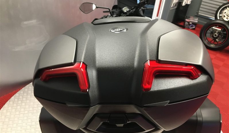2026 Yamaha Tracer 9GT AMT full