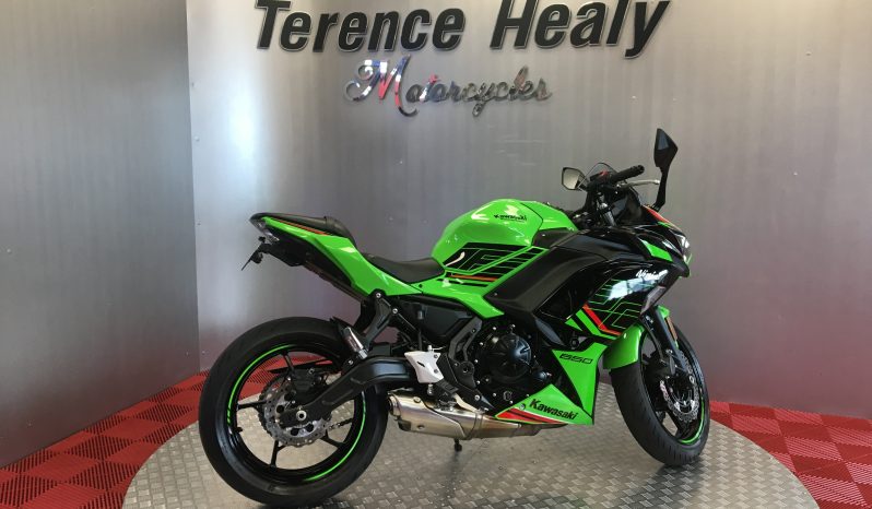 2024 Kawasaki Ninja 650 full