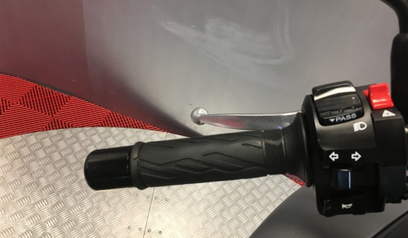 2016 Suzuki VStrom 650 full
