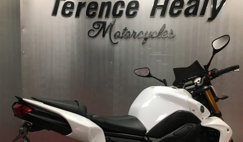 2011 Yamaha FZ8 full