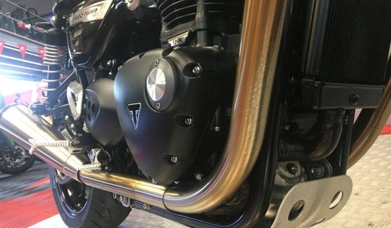 2022 Triumph Speed Twin full