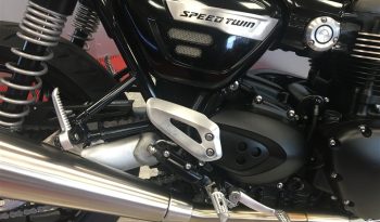 2022 Triumph Speed Twin full
